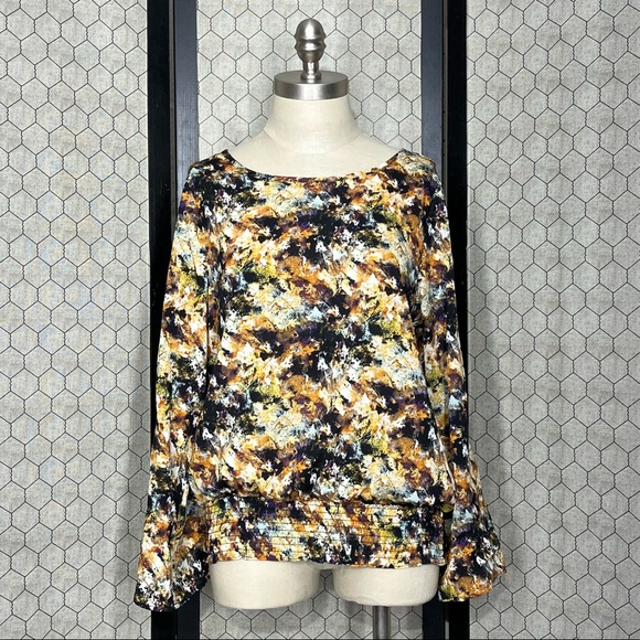 thesis Convertible Sleeve Elastic Waist Blouse - Picture 2 of 10